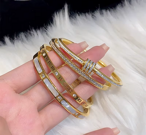 prestige brazaletes - Set 5 Brazaletes Dorados Estilo Lujo ✨ Acero Inoxidable Premium💎